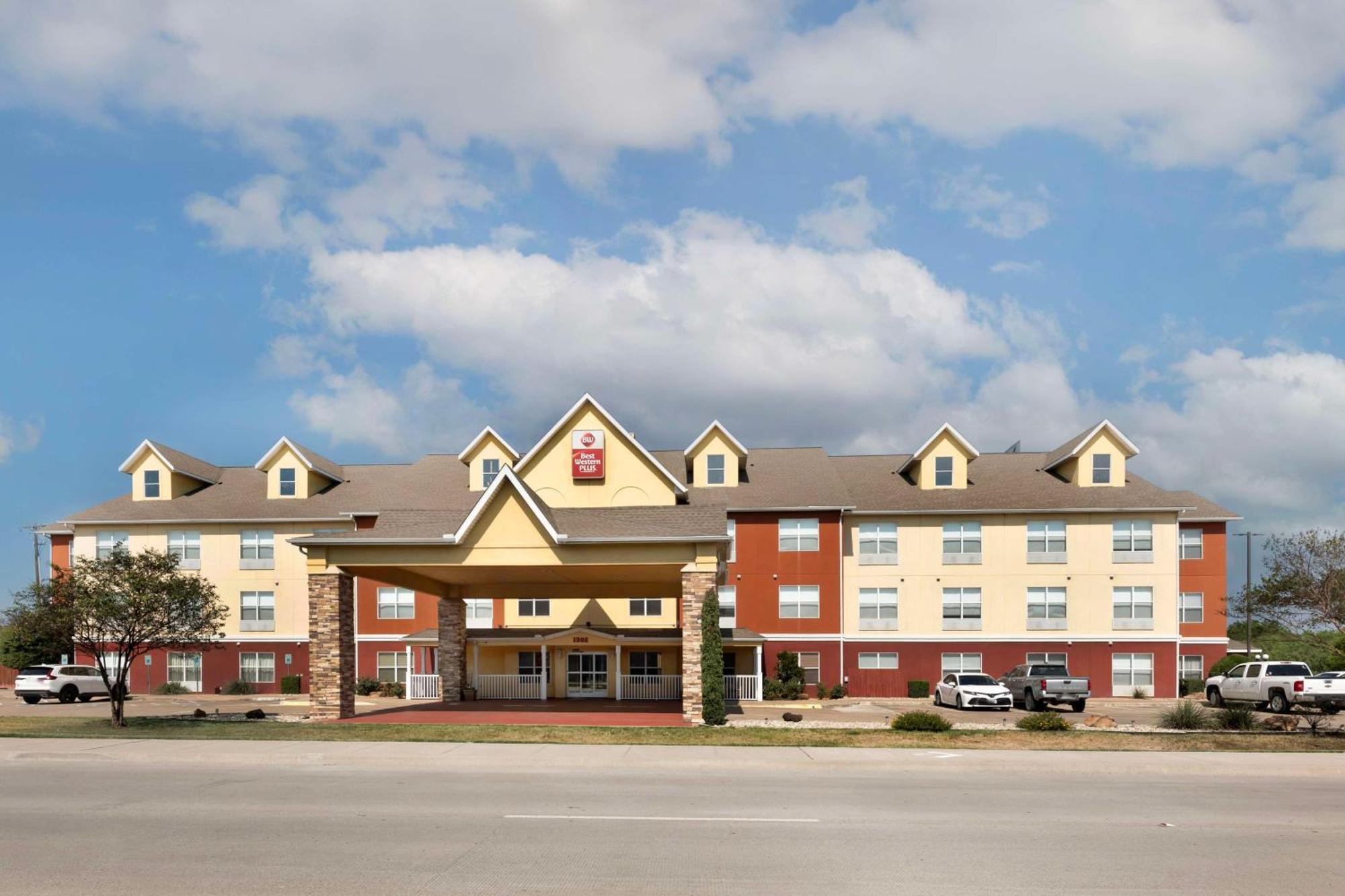 Best Western Plus Waco North Exteriör bild