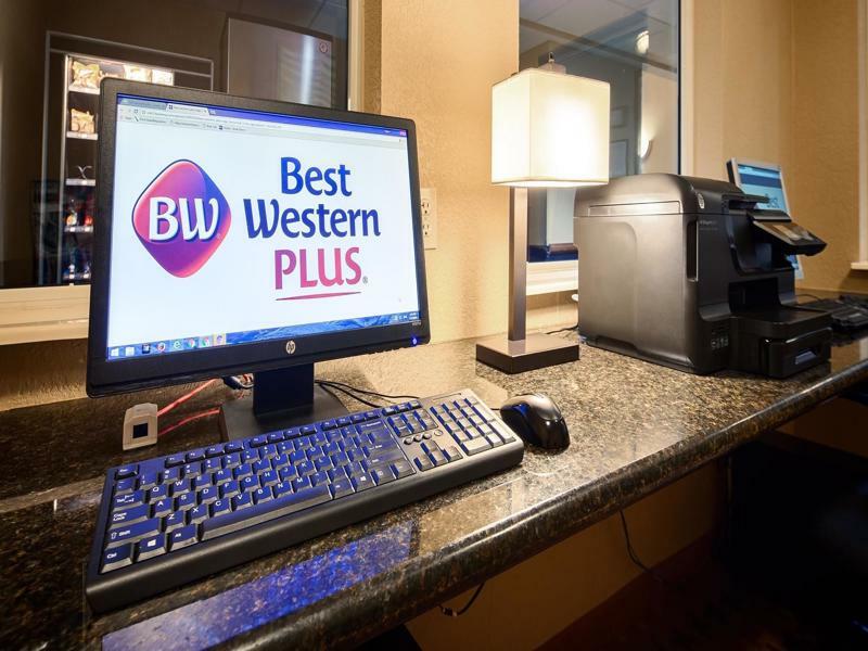 Best Western Plus Waco North Exteriör bild